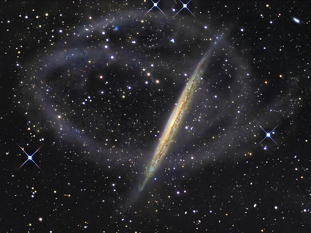 NGC5907 and the faint stellar stream that loops it • Credit: R. Jay GaBany • CC BY-SA 3.0